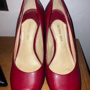 Giani bini red heels, well worn